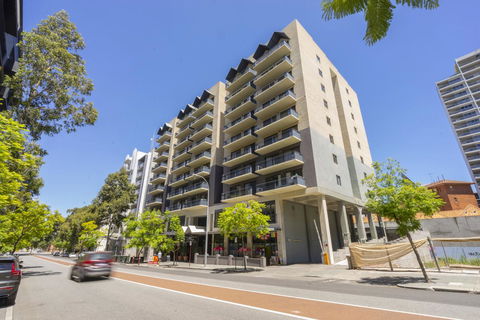 Oversized Eastend Sleeps 6 Free PARKING+POOL WIFI - Australian Directory 25