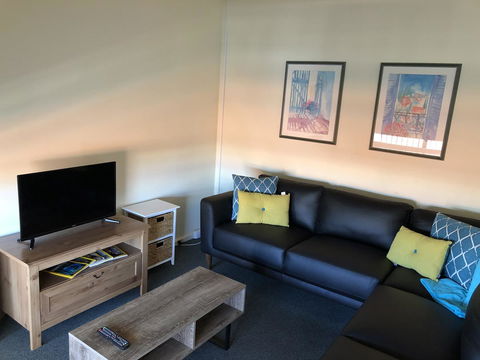 West Beach Lagoon 114 â€“ Ocean Views - Australian Directory 3