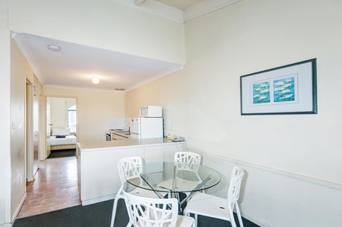 West Beach Lagoon 114 â€“ Ocean Views - Australian Directory 8