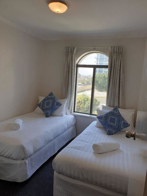 West Beach Lagoon 107 - Great Value - Australian Directory 2