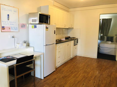 West Beach Lagoon 107 - Great Value - Australian Directory 10