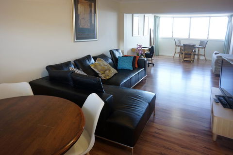 Studio 208 With Ocean Views - Australian Directory 11