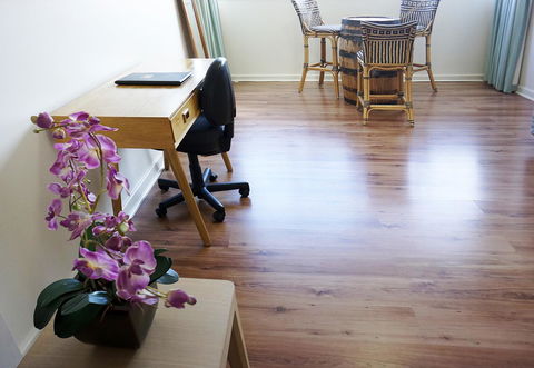 Studio 208 With Ocean Views - Australian Directory 7