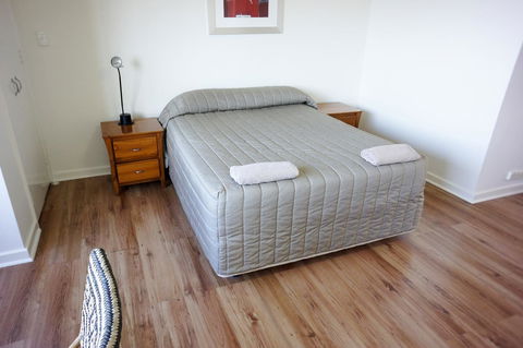Studio 208 With Ocean Views - Australian Directory 5