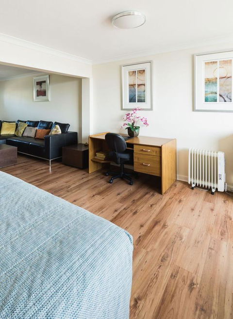 Studio 208 With Ocean Views - Australian Directory 12
