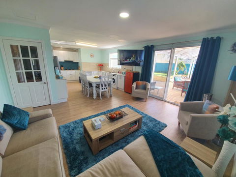 Palm Beach Bed & Breakfast - Australian Directory 16