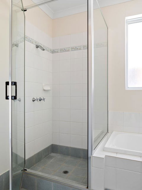 Cooper Street - Australian Directory 21