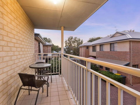 Cooper Street - Australian Directory 12