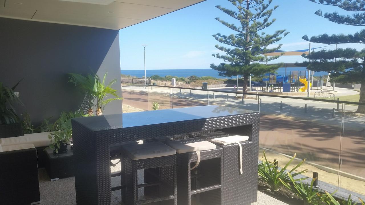 Halls Head WA Australian Directory