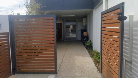 Mandurah Beach Front Apartment - Australian Directory 19