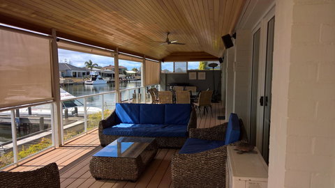 Waterside Canal Dreams - Australian Directory 6