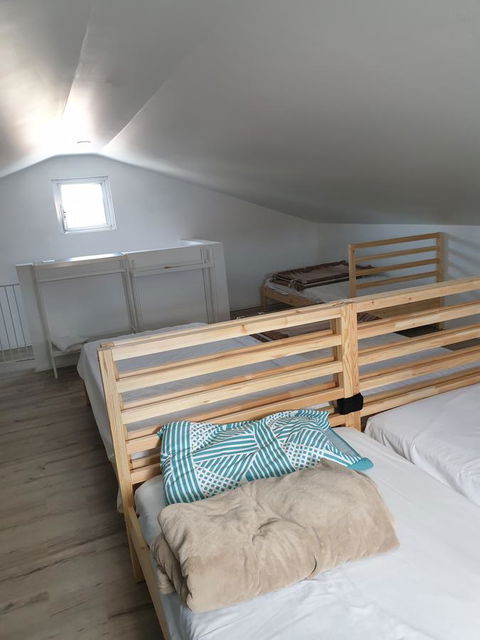 DIANELLA Budget Rooms Happy Place To Stay - Australian Directory 4