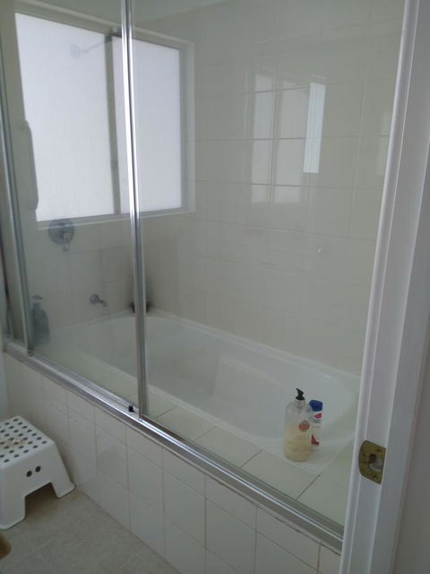 DIANELLA Budget Rooms Happy Place To Stay - Australian Directory 37