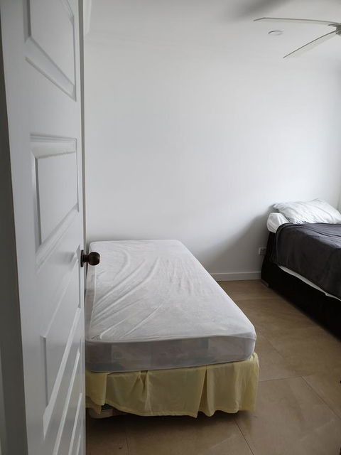 DIANELLA Budget Rooms Happy Place To Stay - Australian Directory 1