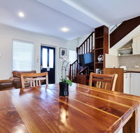 Fremantle Townhouse Unit 6 - Australian Directory