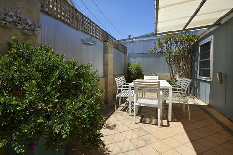 Albany Harbourside Apartments And Houses - Australian Directory 33