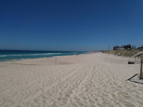 Salty Kiss - Australian Directory 19