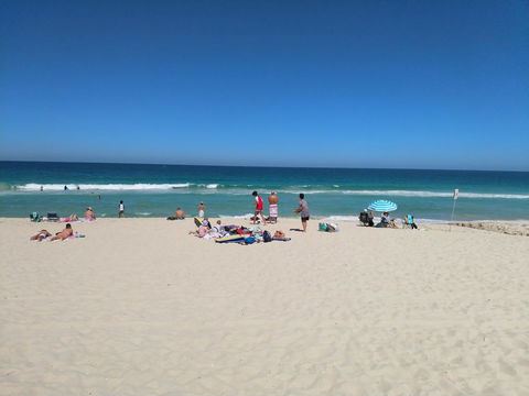 Salty Kiss - Australian Directory 18