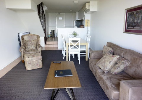 Oceanside 8 - Australian Directory 1