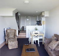 Oceanside 8 - Australian Directory