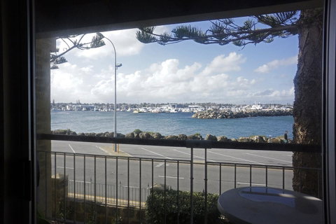 Oceanside 8 - Australian Directory 14