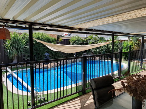 The Entertainer - Australian Directory 2