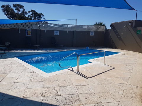 Mandurah Foreshore Motel - Australian Directory 5