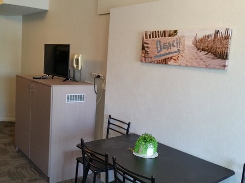 Mandurah Foreshore Motel - Australian Directory 10