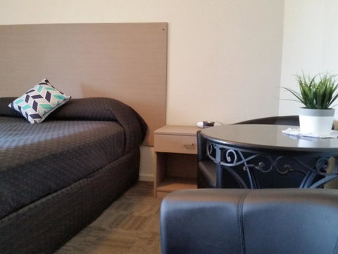 Mandurah Foreshore Motel - Australian Directory 9