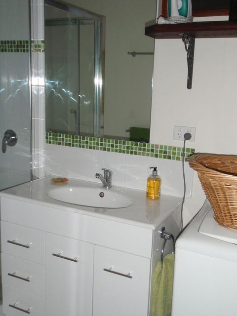 Gypsy Cottage - Australian Directory 6