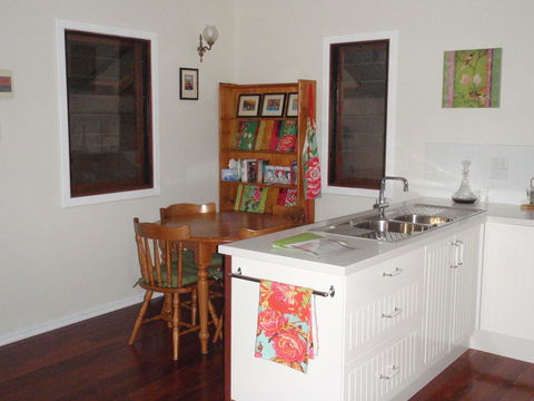 Gypsy Cottage - Australian Directory 5