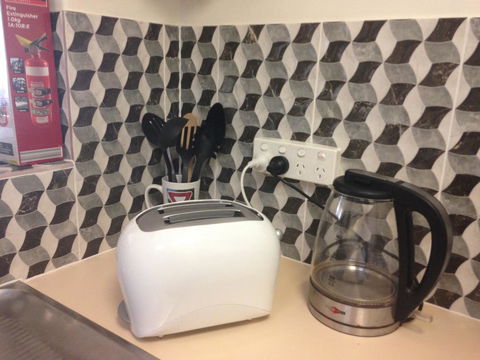 â˜… Stylish Family Home! â˜… - Australian Directory 17