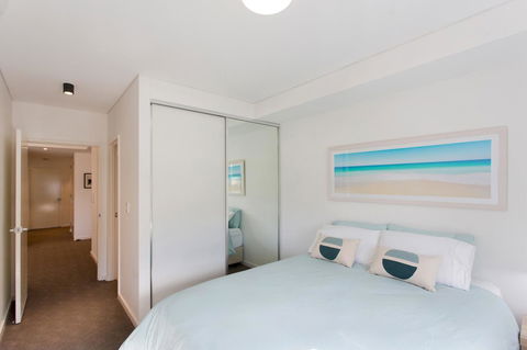 Beachside Living - South Fremantle - Australian Directory 5