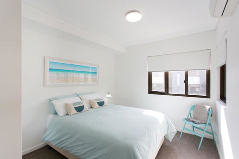 Beachside Living - South Fremantle - Australian Directory 4