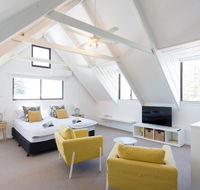 Monument Hill Townhouse - Fremantle - Australian Directory