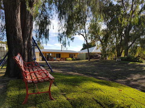 Amazing River House - Australian Directory 18