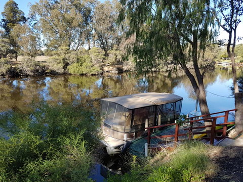 Amazing River House - Australian Directory 22