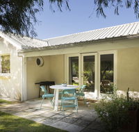 Whitesands Holiday Villas - Australian Directory