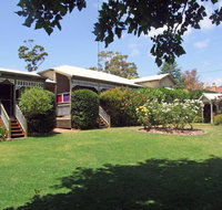 Adamsons Riverside Accommodation - Australian Directory