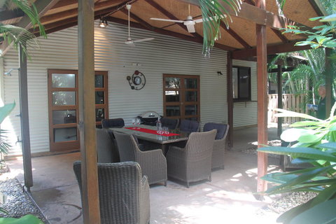 Beach House On Fox - Australian Directory 23