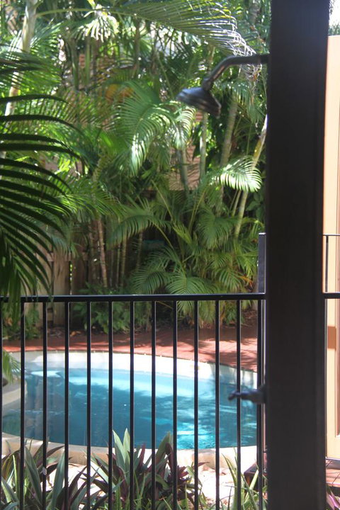 Beach House On Fox - Australian Directory 16