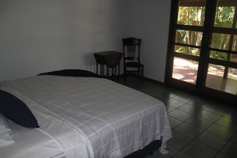 Beach House On Fox - Australian Directory 9
