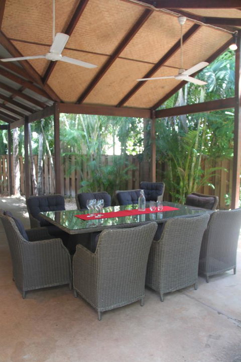 Beach House On Fox - Australian Directory 21