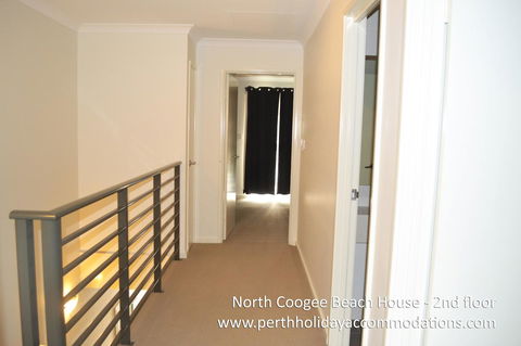 North Coogee Beach House - Australian Directory 6