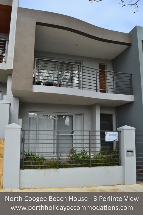 North Coogee Beach House - Australian Directory 27