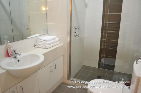 North Coogee Beach House - Australian Directory 11