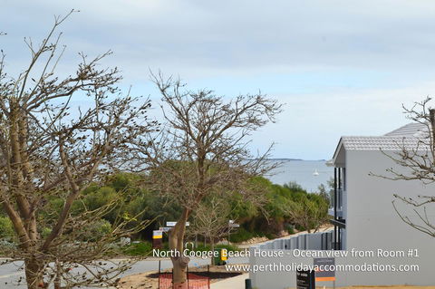 North Coogee Beach House - Australian Directory 8
