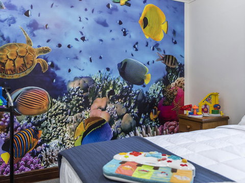 Luxury Federation Style Home - Sleeps 10 - Australian Directory 9