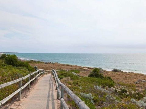 Caravel Beach House Mandurah - Australian Directory 20