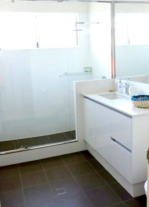 Contemporary Cove - Quindalup - Australian Directory 9